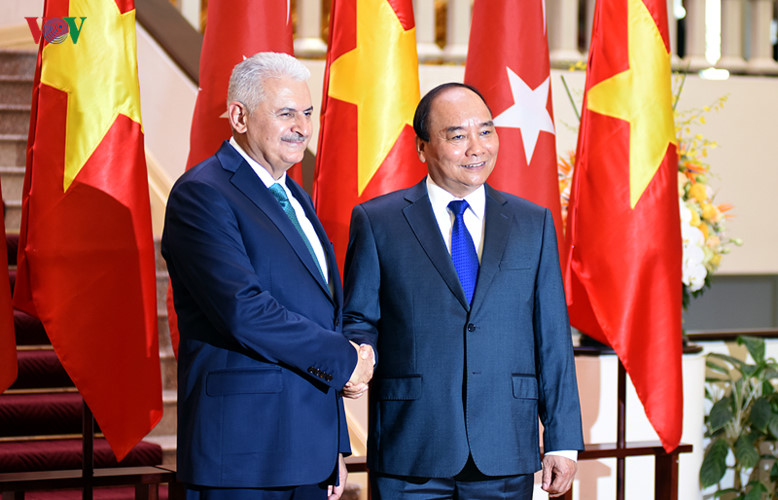 Tin trong nước - Hình ảnh lễ đón Thủ tướng Thổ Nhĩ Kỳ thăm chính thức Việt Nam (Hình 10).