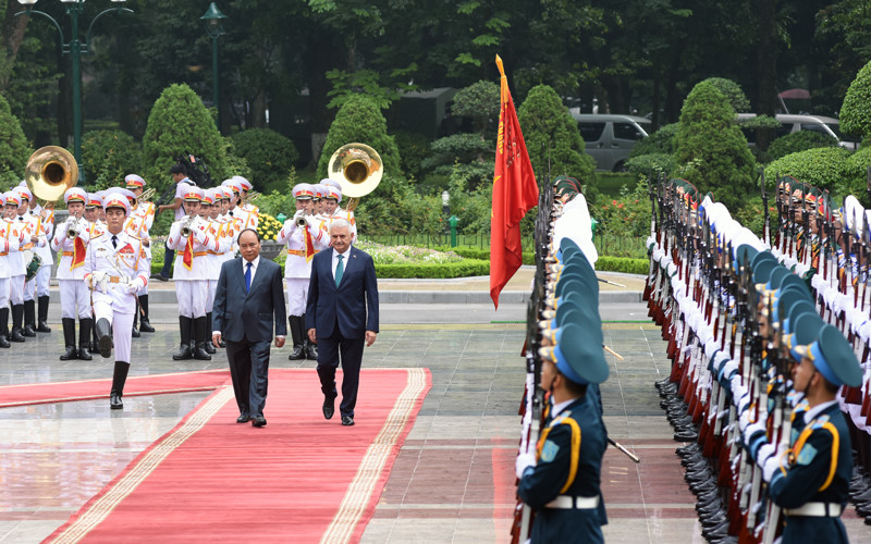 Tin trong nước - Hình ảnh lễ đón Thủ tướng Thổ Nhĩ Kỳ thăm chính thức Việt Nam (Hình 5).