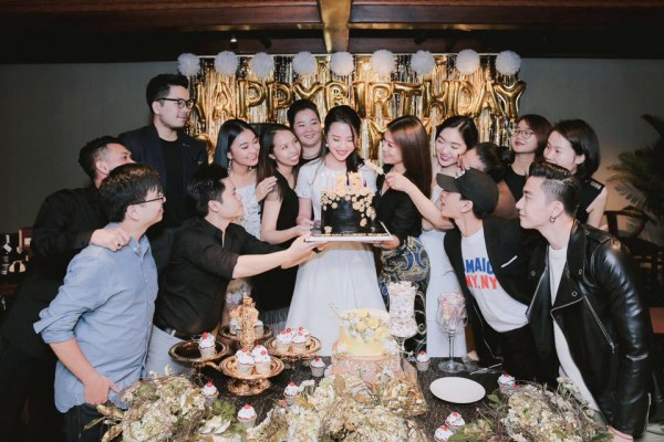 Tin tức - Phan Thành và Primmy Trương công khai hẹn hò, khoe ảnh sinh nhật ngọt ngào (Hình 3).