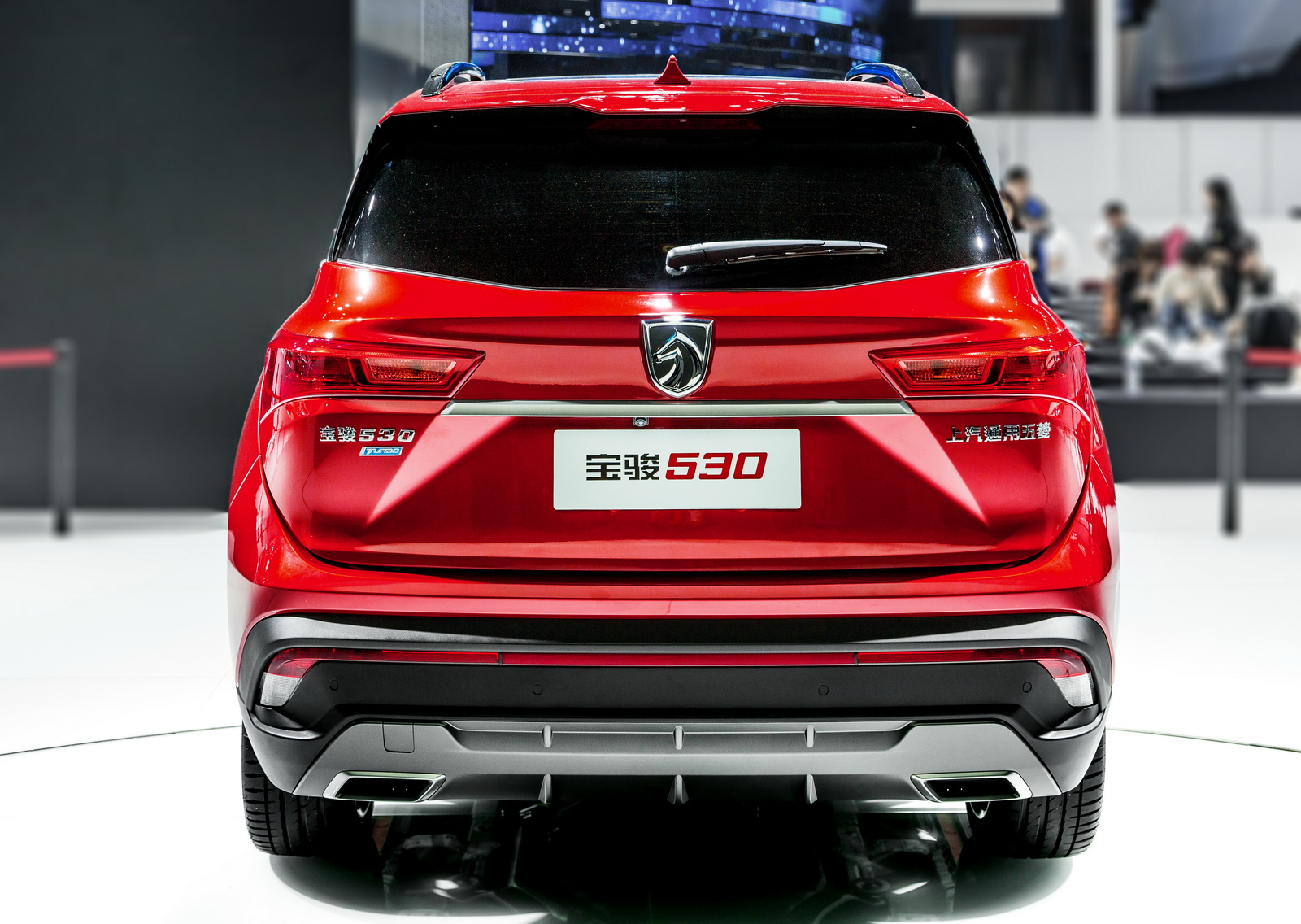 Xe++ - Ấn tượng chiếc SUV giá rẻ Baojun 530 đến từ Trung Quốc (Hình 4).