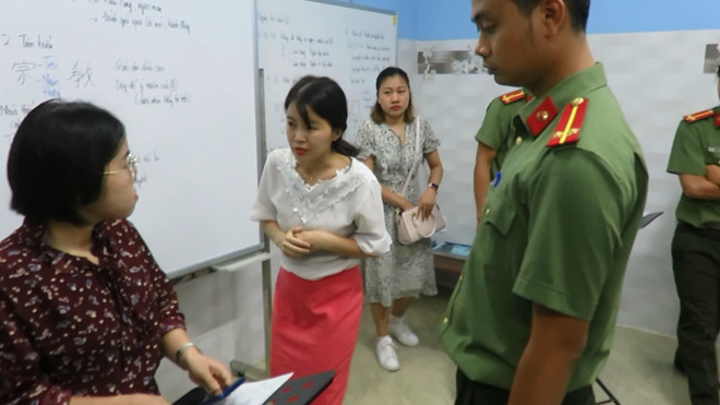 Nữ Du Học Sinh Hàn Quốc Cầm đầu Nhóm Truyền đạo Trái Phép