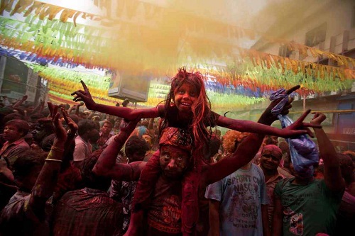  - Lễ hội Holi: Cuộc chiến của những sắc màu ở Ấn Độ (Hình 18).