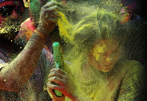  - Lễ hội Holi: Cuộc chiến của những sắc màu ở Ấn Độ (Hình 2).