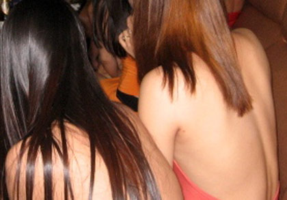 Lừa bán 3 cô gái trẻ sang Malaysia bán dâm vì hám lợi 1 triệu đồng
