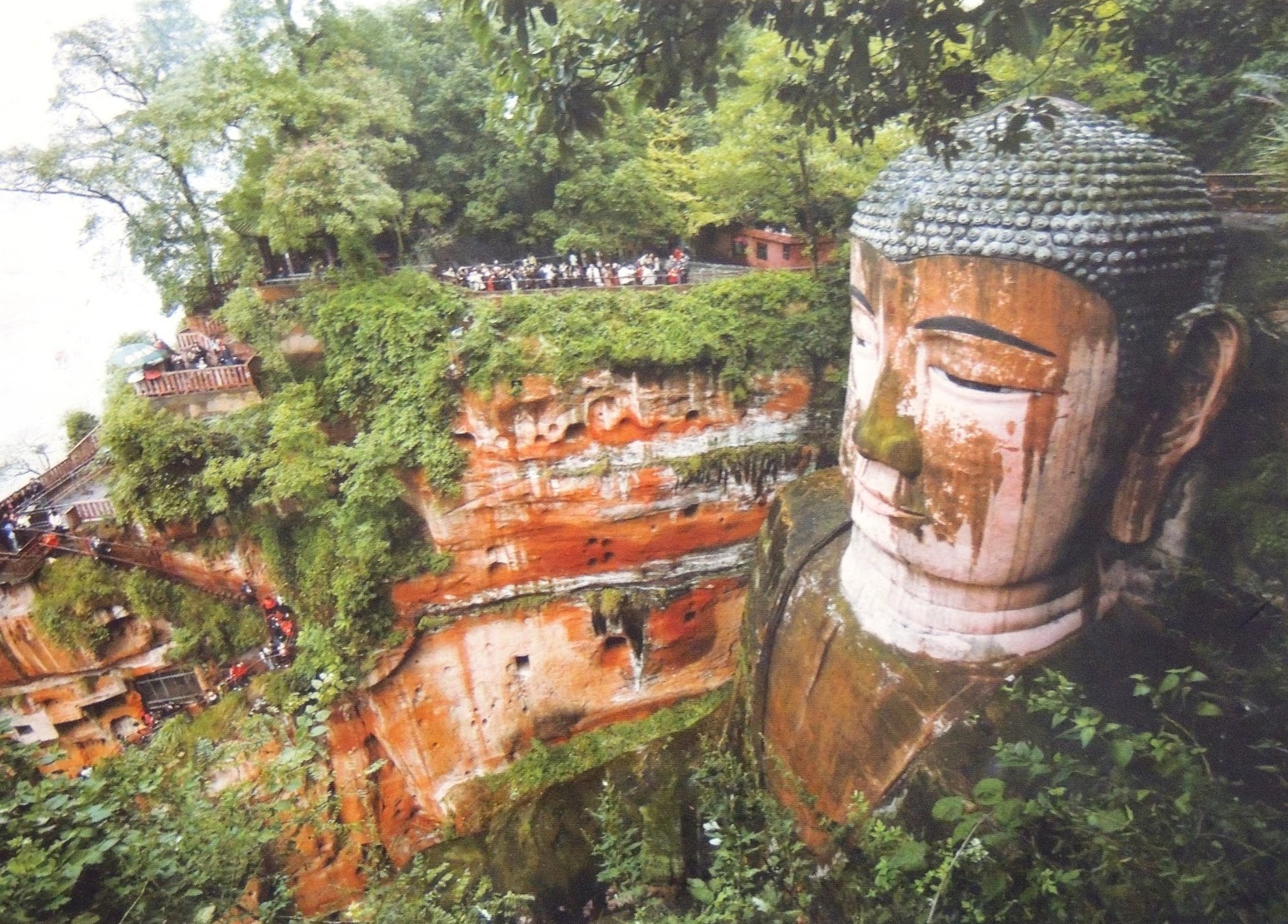 Chiêm ngưỡng tượng Phật bằng đá lớn nhất thế giới -3