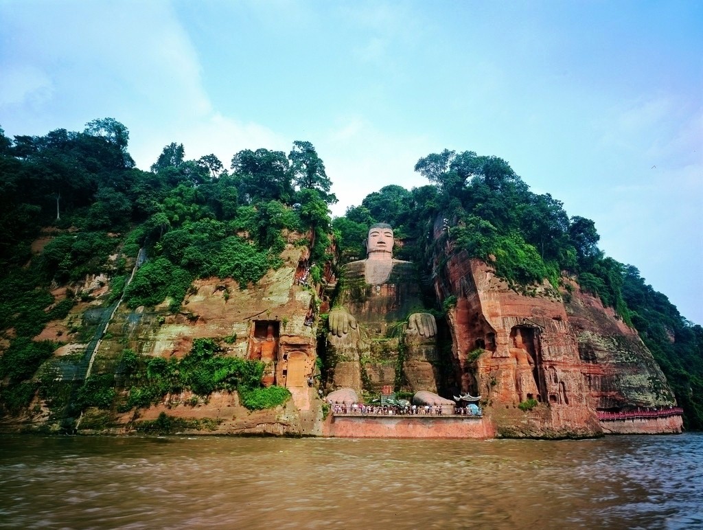 Chiêm ngưỡng tượng Phật bằng đá lớn nhất thế giới -6
