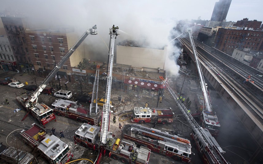 Tin thế giới - Hiện trường vụ nổ sập nhà ở New York