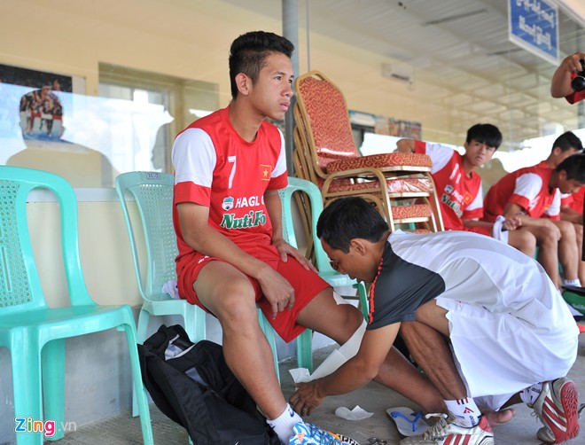 Bóng đá - U19 Việt Nam tập bóng bổng chống lại U19 Hàn Quốc