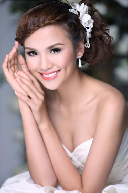 Chuyện làng sao - Hoa hậu Việt: Đẹp người nhưng chưa đẹp nết!