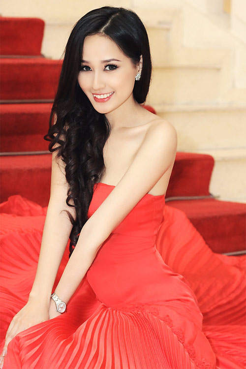 Hoa hậu Việt: Đẹp người nhưng chưa đẹp nết!