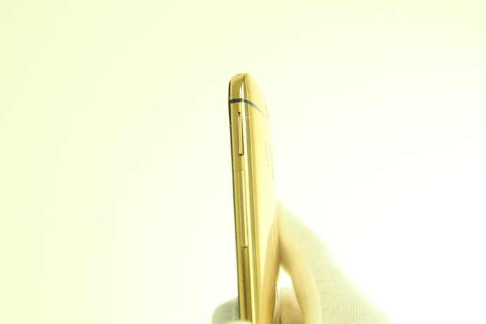 Sản phẩm số - HTC One M8 “lột xác” với sắc vàng 24K sáng loáng như gương (Hình 8).