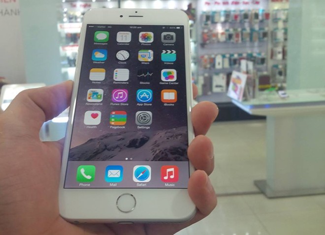 Sản phẩm số - iPhone 6 Plus bất ngờ xuất hiện tại Hà Nội (Hình 2).