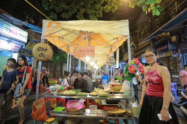 Thị trường - Người Hà Nội hào hứng chào đón phố ẩm thực mới (Hình 5).