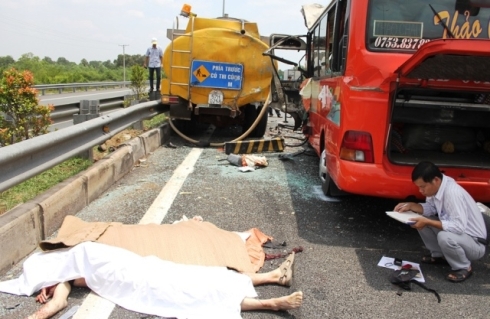 Tai nạn thảm khốc tại Trung Lương: Đã có 7 người tử vong