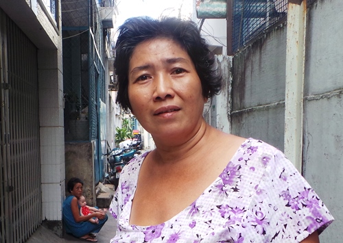Cụ 80 tuổi bán bún nuôi con ở Sài Gòn khiến cư dân mạng dậy sóng