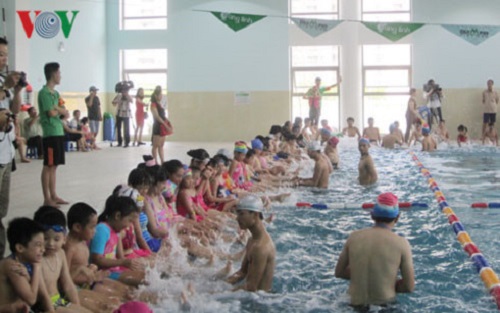 Giáo dục pháp luật - Hà Nội 'gặp khó' trong việc phổ cập bơi cho học sinh tiểu học