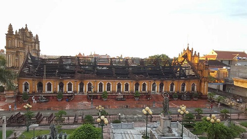 Tin trong nước - Nam Định: Hiện trường ngôi nhà thờ cổ 130 tuổi bị lửa thiêu rụi