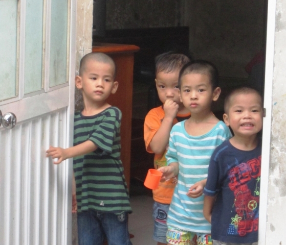 Bắt đầu chuyển trẻ chùa Bồ Đề về Trung tâm bảo trợ xã hội
