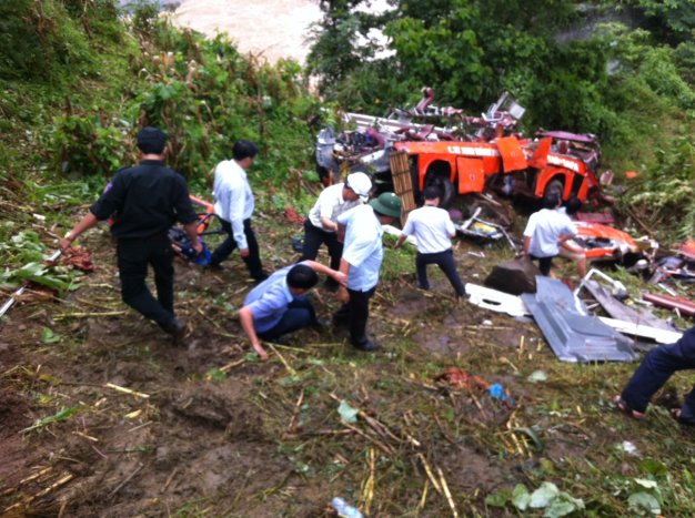 Vụ xe khách rơi vực ở Sa Pa: Sở GTVT Lào Cai 