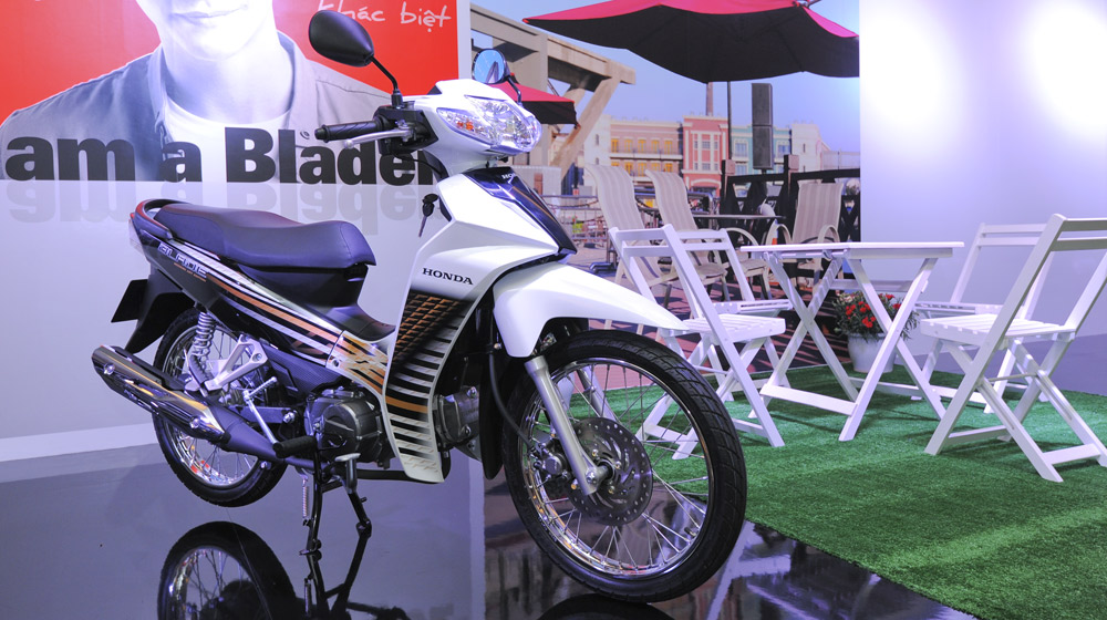 Thế giới Xe - Chi tiết Honda Blade 110: Xe số dành riêng cho thị trường Việt