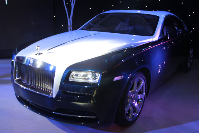 Thế giới Xe - Ai là chủ nhân 'siêu xe' Rolls-Royce Wraith 18 tỷ tại Việt Nam? (Hình 2).