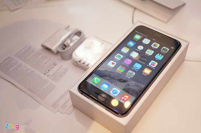 Sản phẩm số - Mở hộp iPhone 6 và 6 Plus chính hãng phiên bản Việt Nam (Hình 5).