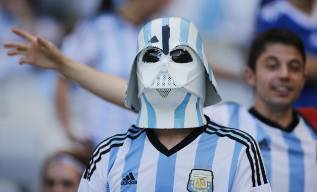 Những khuôn mặt độc đáo của fan hâm mộ tại World Cup 2014