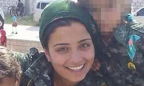  - Nữ chiến binh đánh bom liều chết để tiêu diệt IS