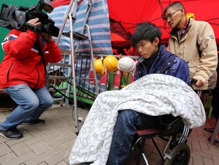  - Thủ lĩnh biểu tình Joshua Wong chấm dứt 4 ngày tuyệt thực