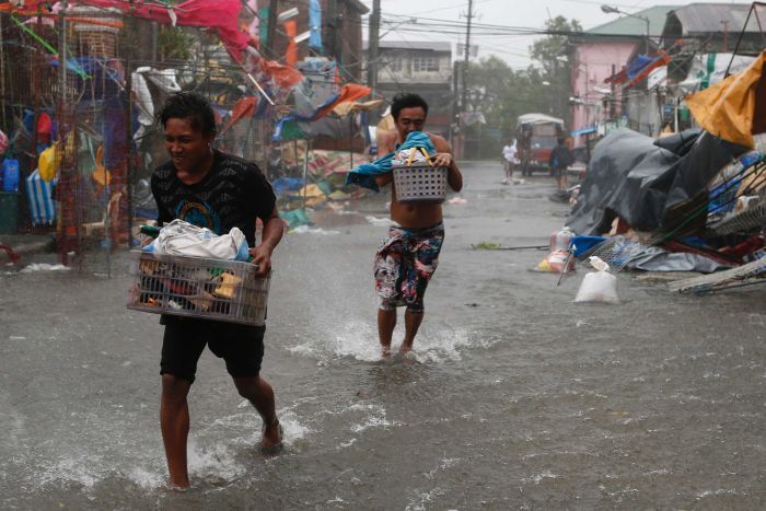  - Chùm ảnh Philippines hứng chịu siêu bão Rammasun (Hình 7).