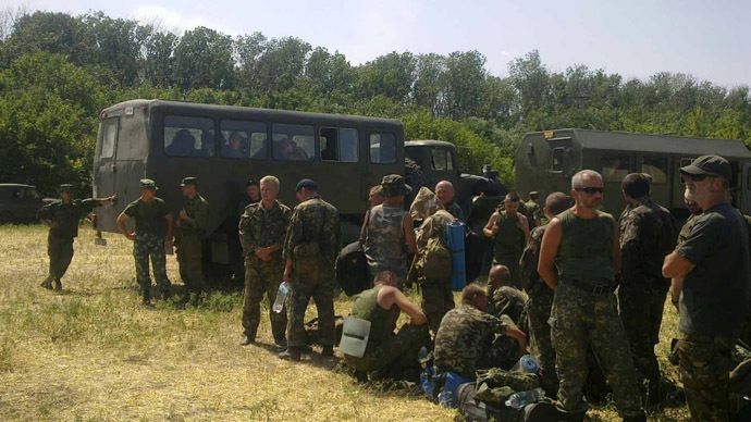  - Hơn 60 binh sĩ Ukraine tháo chạy sang Nga xin tị nạn
