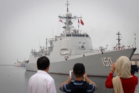 Tàu chiến Trung Quốc đến Iran tập trận chung lịch sử