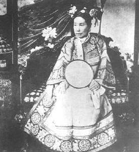  - 10 người đàn bà có ảnh hưởng lớn nhất trong lịch sử Trung Quốc (Hình 8).