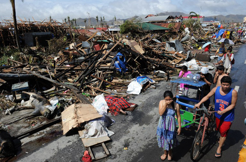 Tin tức - Siêu bão Hagupit: Sức công phá mạnh ngang siêu bão Haiyan (Hình 2).