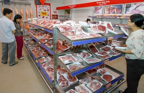 Thị trường - Thịt ngoại ào ạt đổ bộ thị trường: Ngành chăn nuôi gặp khó