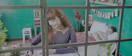 Tin tức giải trí - Chuyện tình bi thương của Song Thư qua MV “yêu anh yêu đến đau lòng”