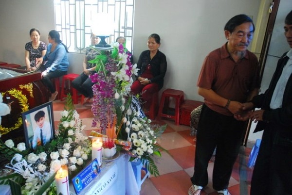 Chương trình lễ viếng thăm hỏi đám tang thân mẫu cụ Khoadongluc bên trên Buôn Ma  Thuật  OTOHUI  Mạng Xã Hội Chuyên Ngành Ô Tô