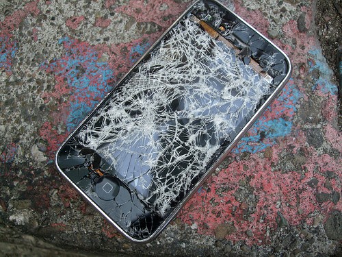 Sản phẩm số - Không thể tin nổi: Màn hình smartphone sẽ tự liền nếu rơi vỡ