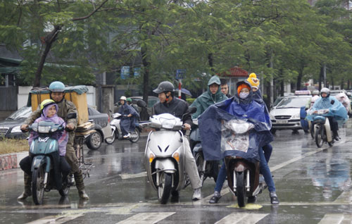 Tin trong nước - Dự báo thời tiết ngày mai 11/3: Bắc - Trung Bộ mưa rải rác