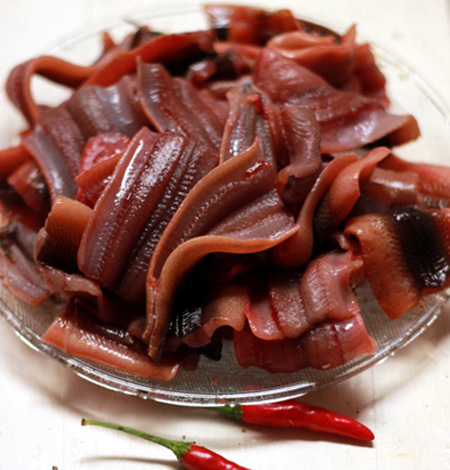 Cách nấu món lươn xào sả, ớt thơm cay cho những ngày mưa - Ảnh 4