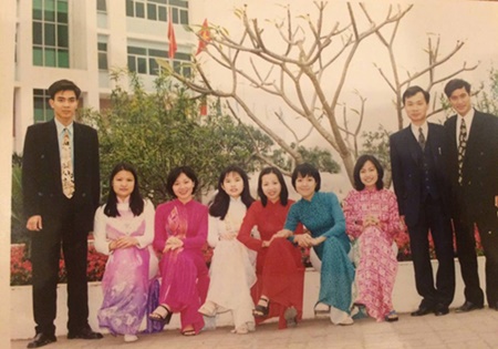 Chuyện làng sao - Tiết lộ hình ảnh 20 năm trước của MC Thảo Vân (Hình 3).