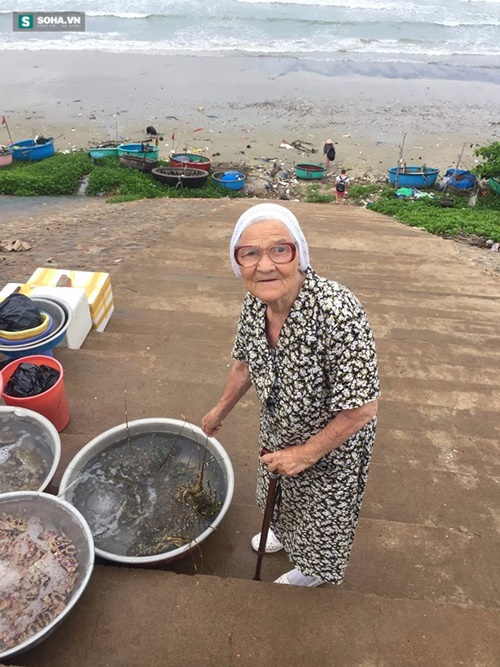 Cộng đồng mạng - Cụ bà 89 tuổi người Nga bất ngờ 'bị' ghen tị sau khi đến Việt Nam