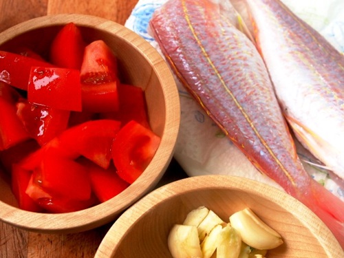 Ăn - Chơi - Bữa trưa ngon miệng với món cá hồng sốt cà chua (Hình 3).
