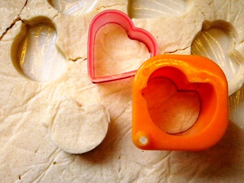 Ăn - Chơi - Trổ tài làm bánh quy bơ giòn tan thơm phức nhân ngày Valentine (Hình 8).