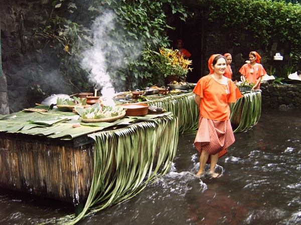 Ăn - Chơi - Độc đáo nhà hàng ở chân thác nước (Hình 4).