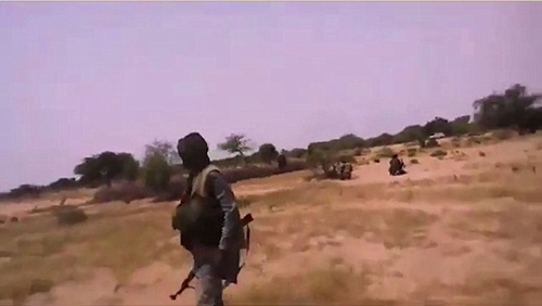 Tin thế giới - IS tung video gây sốc cảnh tập kích giết 4 lính Mỹ ở Nigeria
