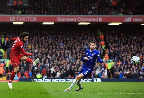 Bóng đá - Salah 'hạ sát' Chelsea, Liverpool giật ngôi đầu bảng từ Man City