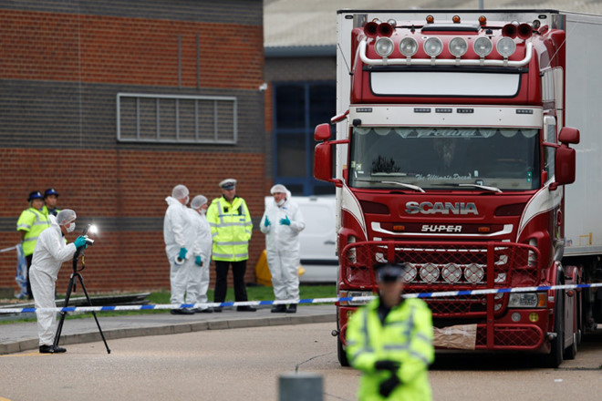 Tin thế giới - Thêm một nghi phạm vụ 39 người tử vong trong xe container tại Anh bị khởi tố
