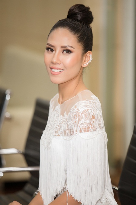 Người trong cuộc - Nguyễn Thị Loan tự tin sẽ tạo nên sự khác biệt tại Hoa hậu Hoàn vũ Thế giới 2017 (Hình 2).
