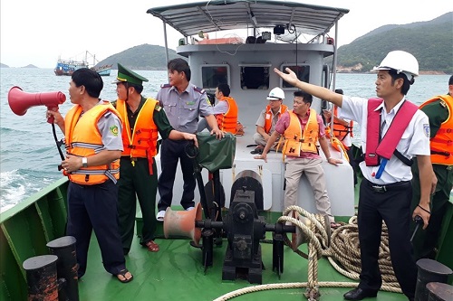 Tin trong nước - Côn Đảo khẩn cấp sơ tán khách du lịch trước siêu bão số 16 Tembin